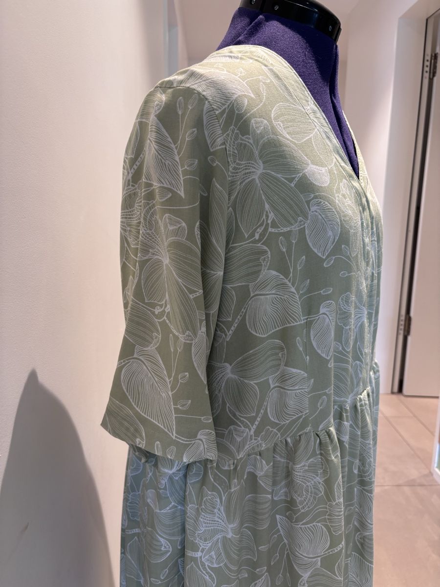 Vestiti: Langes Sommerkleid im Boho Stil Gr.44 – Nuovo (secondo la descrizione) da Menzingen venduto da gispat 2
