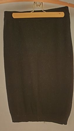 Jupe-Wolle schwarz, Marke Priority, Grösse M