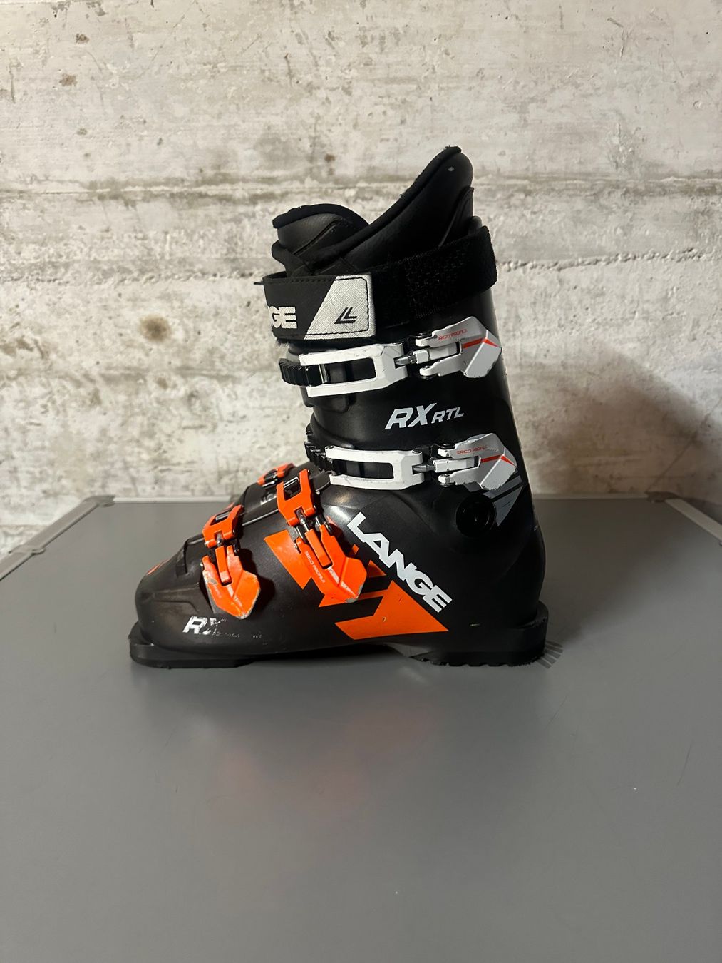 Lange Scarpe da uomo: Lange Skischuhe 27.5 / Gr. 42.5 – Usato da Emmenbrücke venduto da karkarkar 2