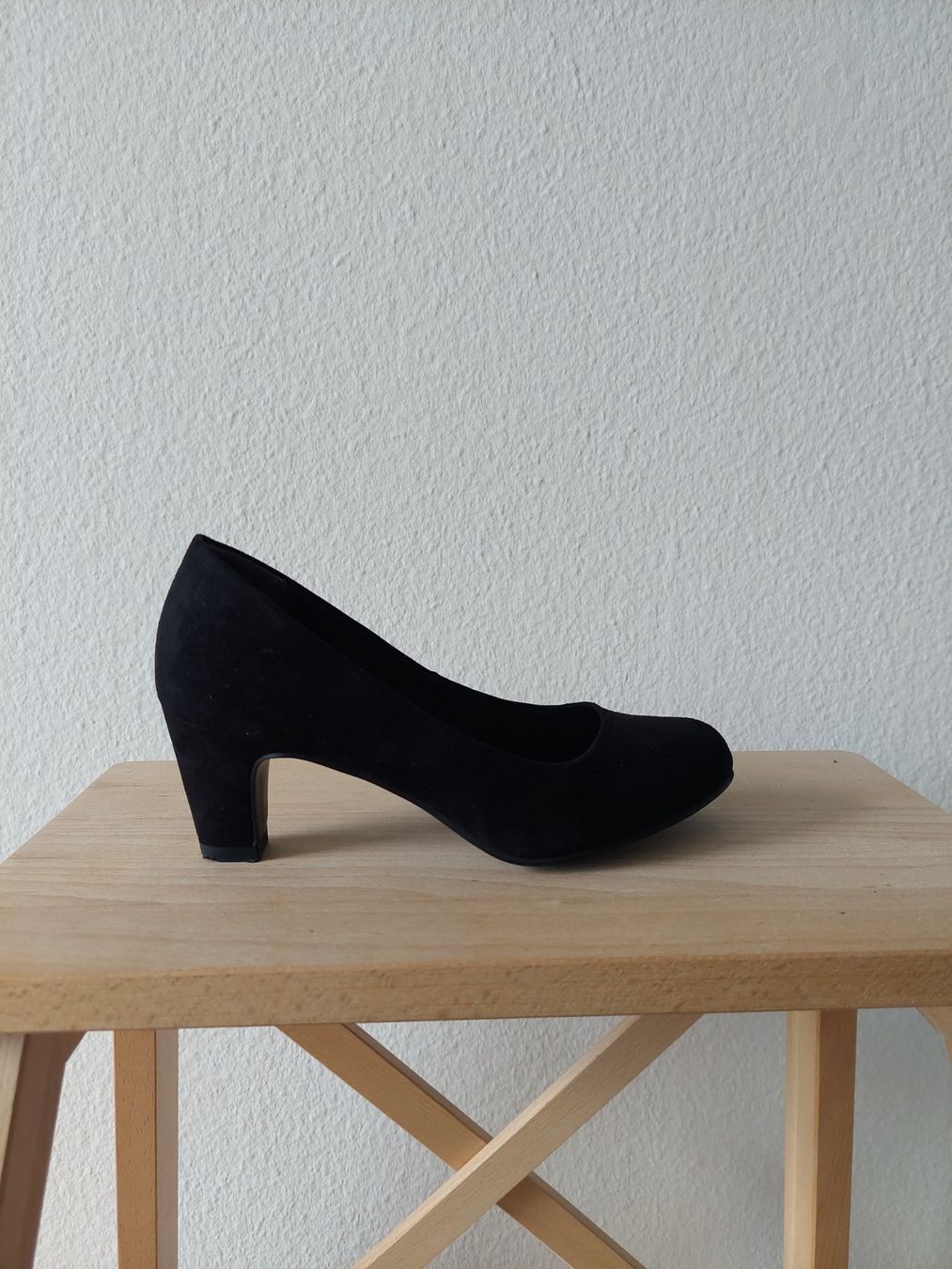 Tamaris Chaussures femmes: Schwarze Pumps – D'occasion à Basel par eila_ila 1