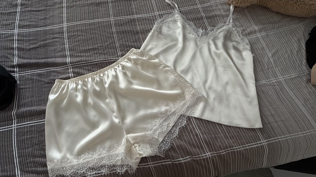 Negligees & Pigiami: nuovo pigiama – Usato da Pregassona venduto da beatricee0