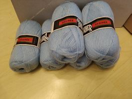 Bucher Strickwolle Desirée hellblau