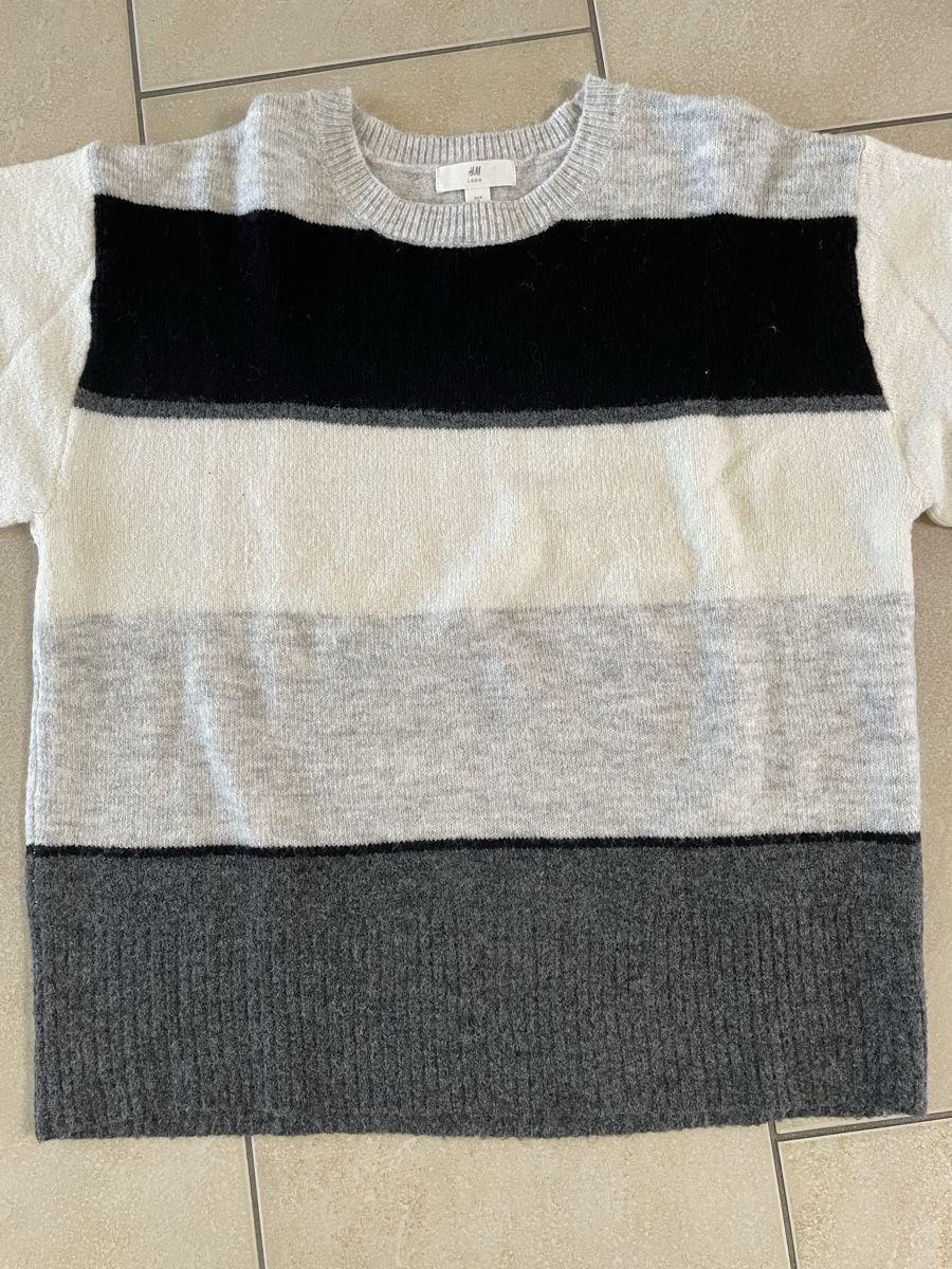 H&M Pullover & Sweatshirts: H&M gestreifter Pullover Gr. M kuschelig warm – Gebraucht aus Kaltbrunn von pooc1975 1