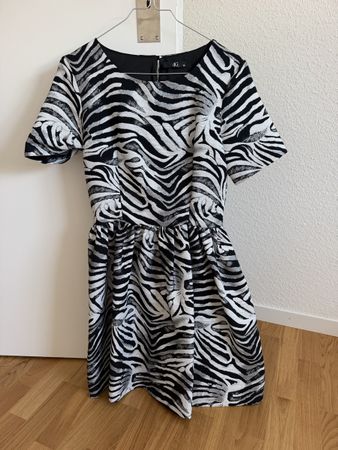 Gizia Dress zebra print size 36