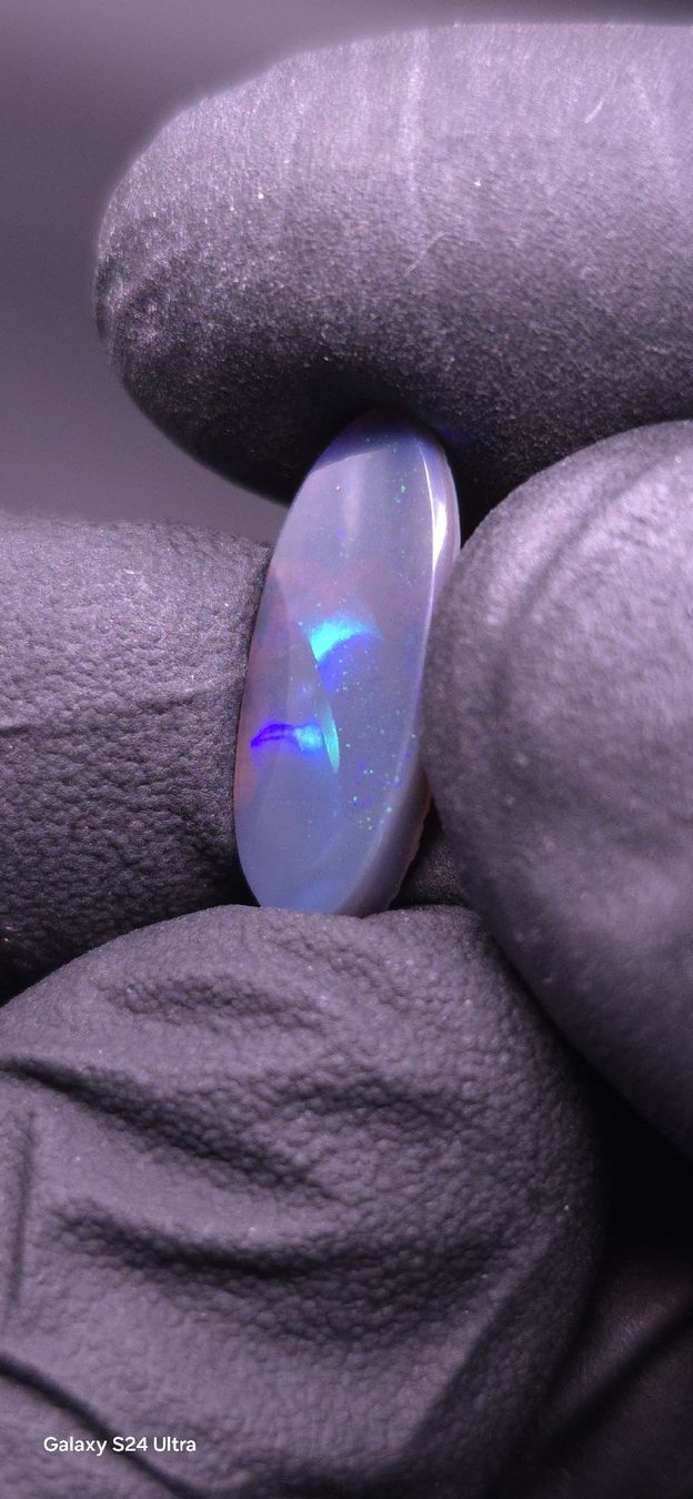 Pietre preziose: Lightning Ridge Opal 2.21ct – Electric Blue Flash – Nuovo e nell'imballaggio originale da Flüh venduto da OpalSmile_CH 3