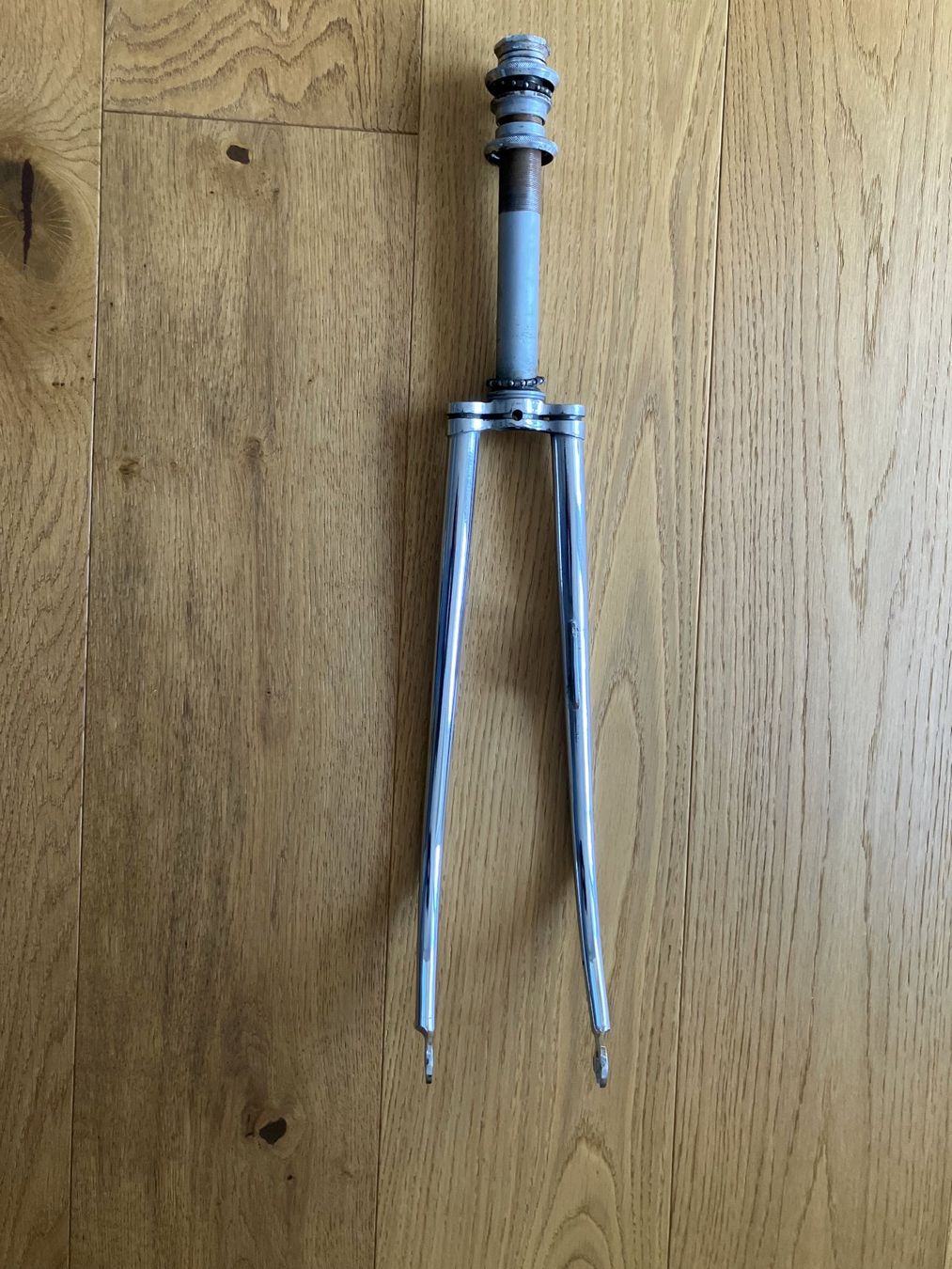 Pezzi di ricambio: Chrom Gabel 28 Zoll Vintage – Usato da Obermumpf venduto da Estrela67