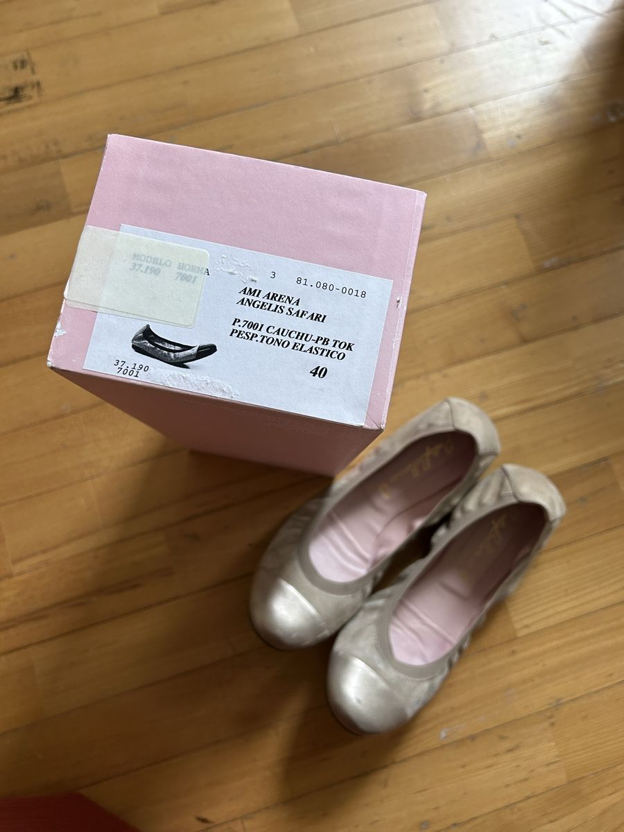 Damenschuhe: Pretty Ballerinas, Beige/Silber, Gr. 40 – Neu (gemäss Beschreibung) aus Zollikon von alessandra2m 1