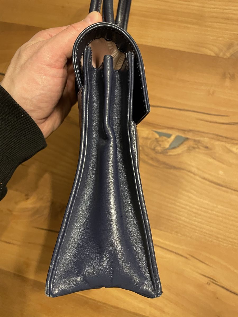 Taschen für Damen: Bradley Handtasche Dunkelblau – Gebraucht aus Zürich von MW176 2