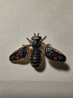 Brosche Biene mit Schmucksteinen Goldfarben Vintage