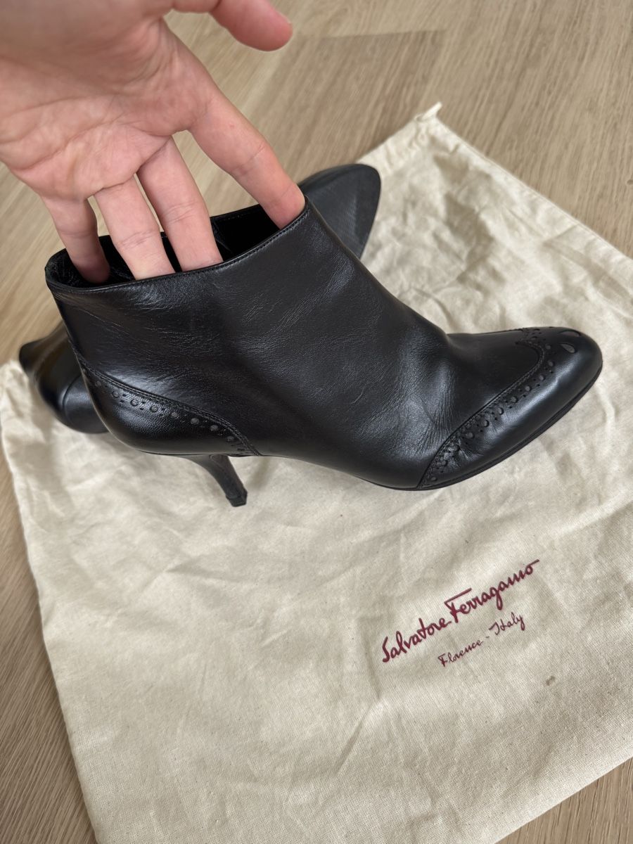 Salvatore Ferragamo Chaussures femmes: Stiefeletten von Ferragamo, Grösse 39,5 – D'occasion à Killwangen par was.sharp 7