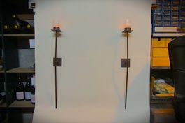 Kerzenständer zur Wandmontage. 2Stk. Metall und Glas. 61 cm