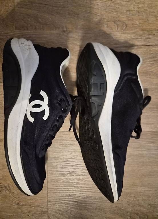Chanel Scarpe da donna: Chanel Turnschuhe – Usato da Schaffhausen venduto da Nathalia33