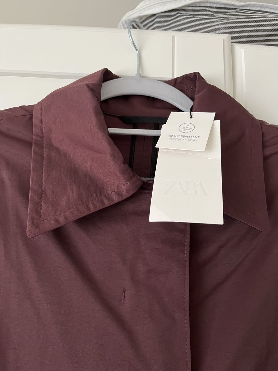 Zara Mäntel: Wasserdichte Trenchcoat – Neu und originalverpackt aus Allschwil von eyl_bb8q 1