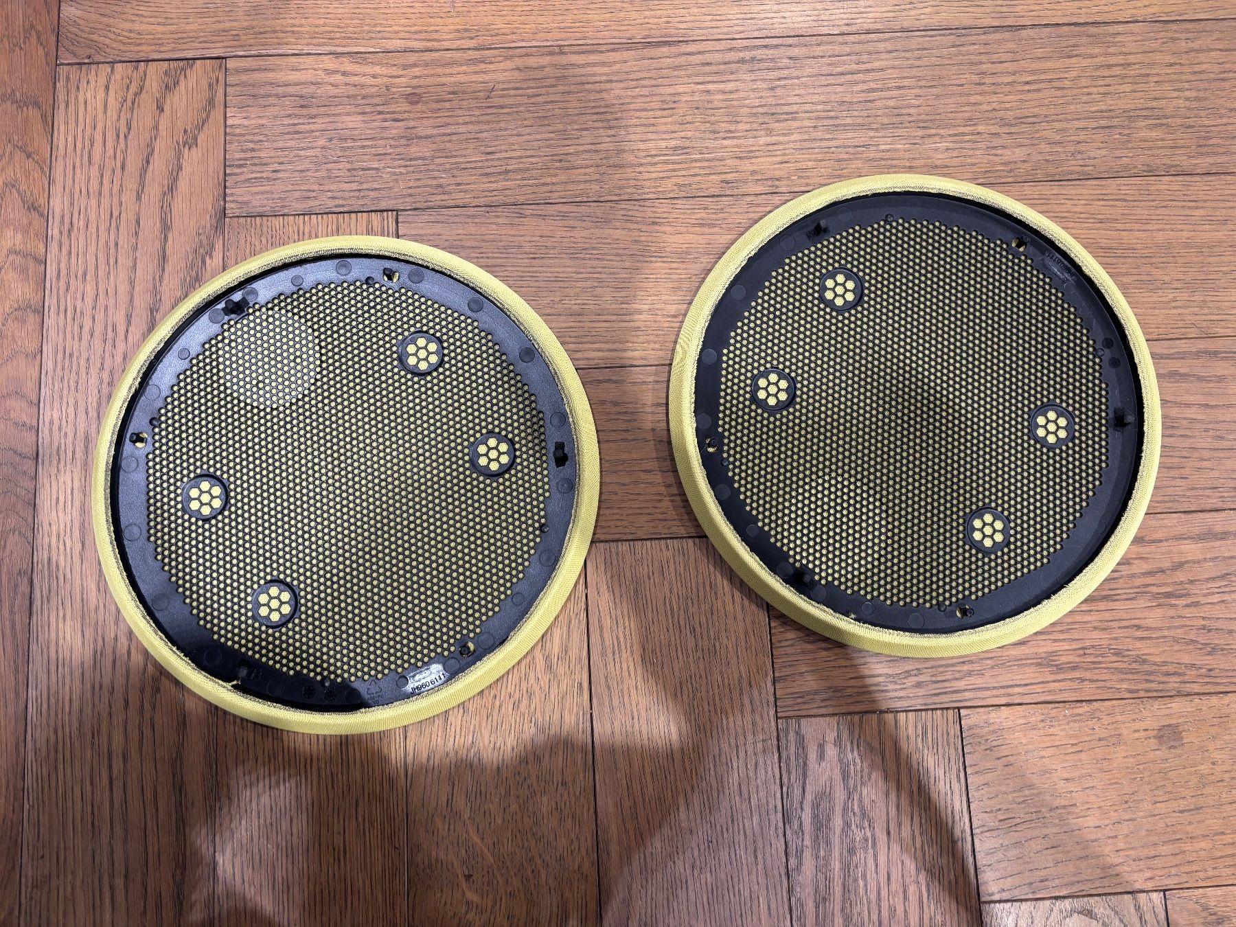 Bang & Olufsen Casse acustiche: Cache pour Beosound 8 / Beoplay A8 Bang & Olufsen – Usato da Sion venduto da Bang-OlufsenSion 1