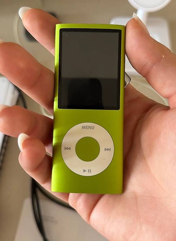 Lampen: Diverse iPod's - einzeln oder zusammen – Gebraucht aus Löhningen von lar_m8zk 1
