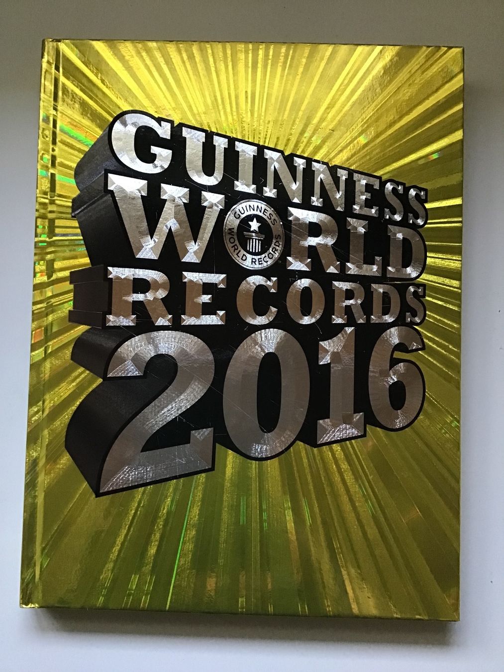Libri: Guinnessbuch 2016 – Usato da Niederuzwil venduto da Mala