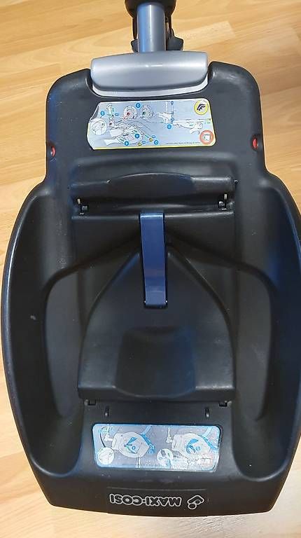 Maxi-Cosi Seggiolini per auto: Maxi Cosi, Easy Fix, Semi-Universal, 0-13kg. – Usato da Oberrieden venduto da Taramara 1