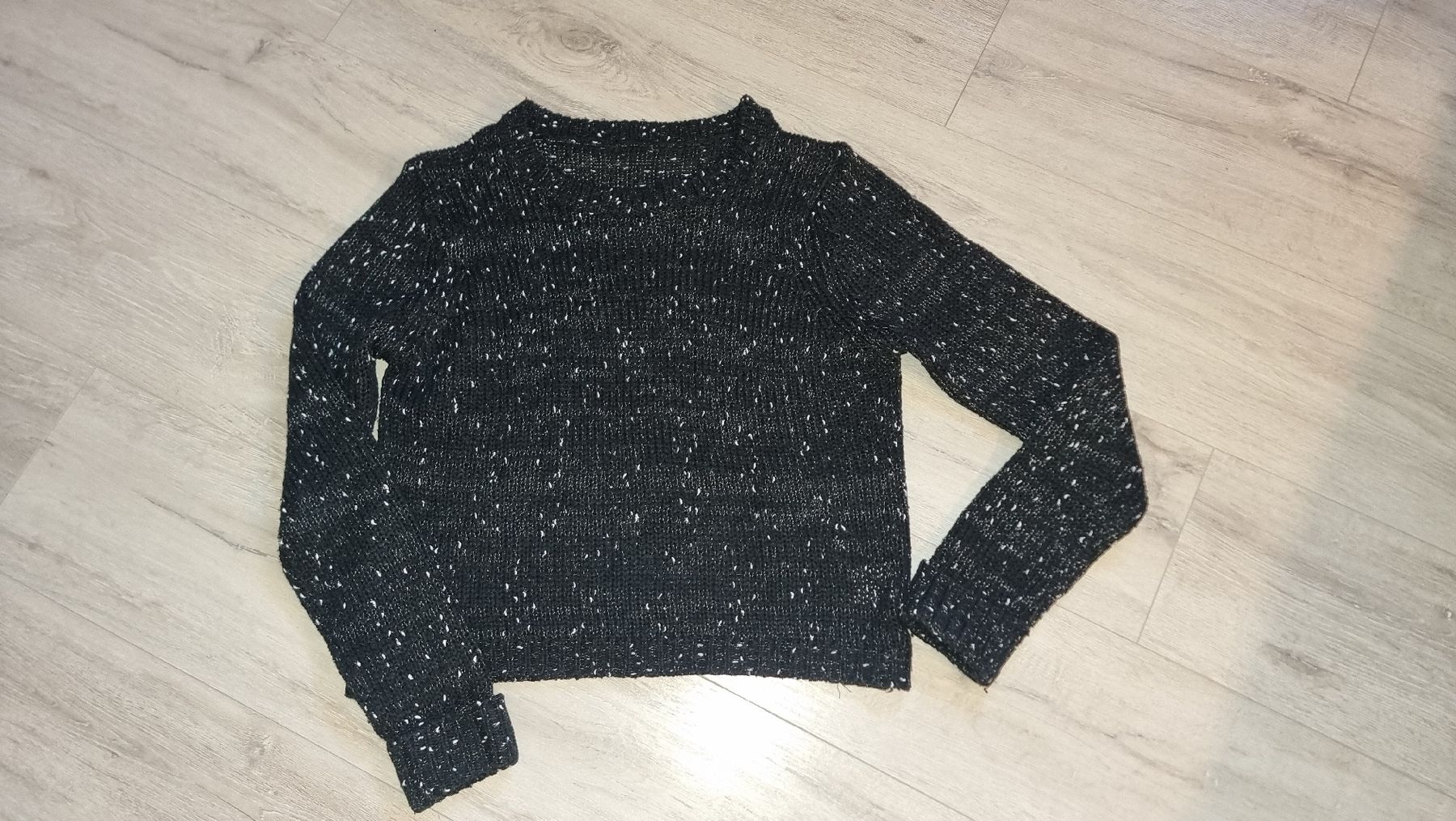 Maglioni & Felpe: Schwarzer Pullover top Zustand getragen bei M bis xl – Nuovo (secondo la descrizione) da Wigoltingen venduto da Zuckerfee84