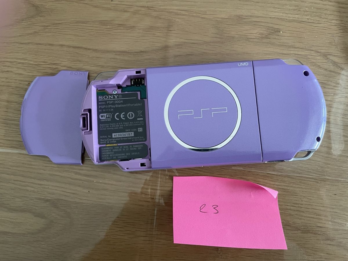 Sony Console: Violette PSP 3004 Konsole - – Usato da Bazenheid venduto da Toni0141 1