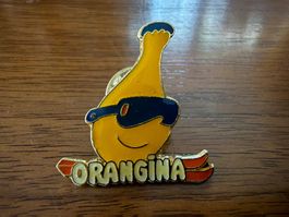 Orangina Pin Anstecknadel gebraucht in gutem Zustand
