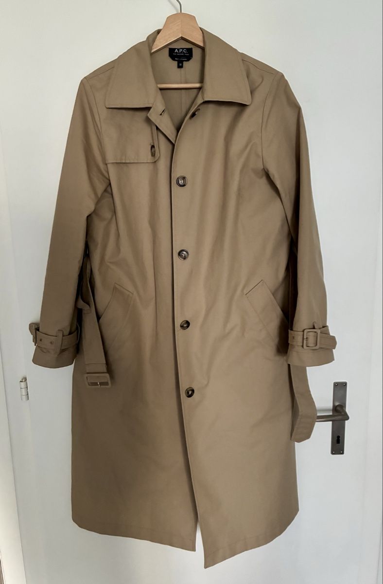Apc Cappotti: APC Trenchcoat – Usato da Zürich venduto da liviam1