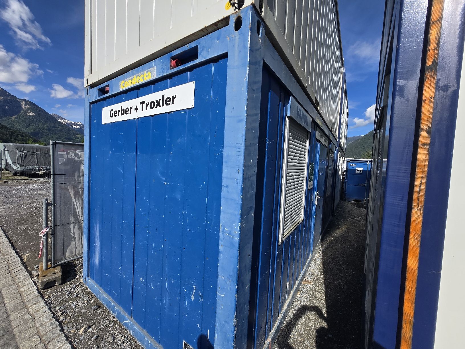 Contenitori edile: Container 2.50m x 6.00m – Usato da Bönigen venduto da Bpower 2