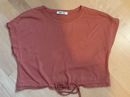 About You T-Shirt, Grösse 34, Orange, Crop Top, neuwertig