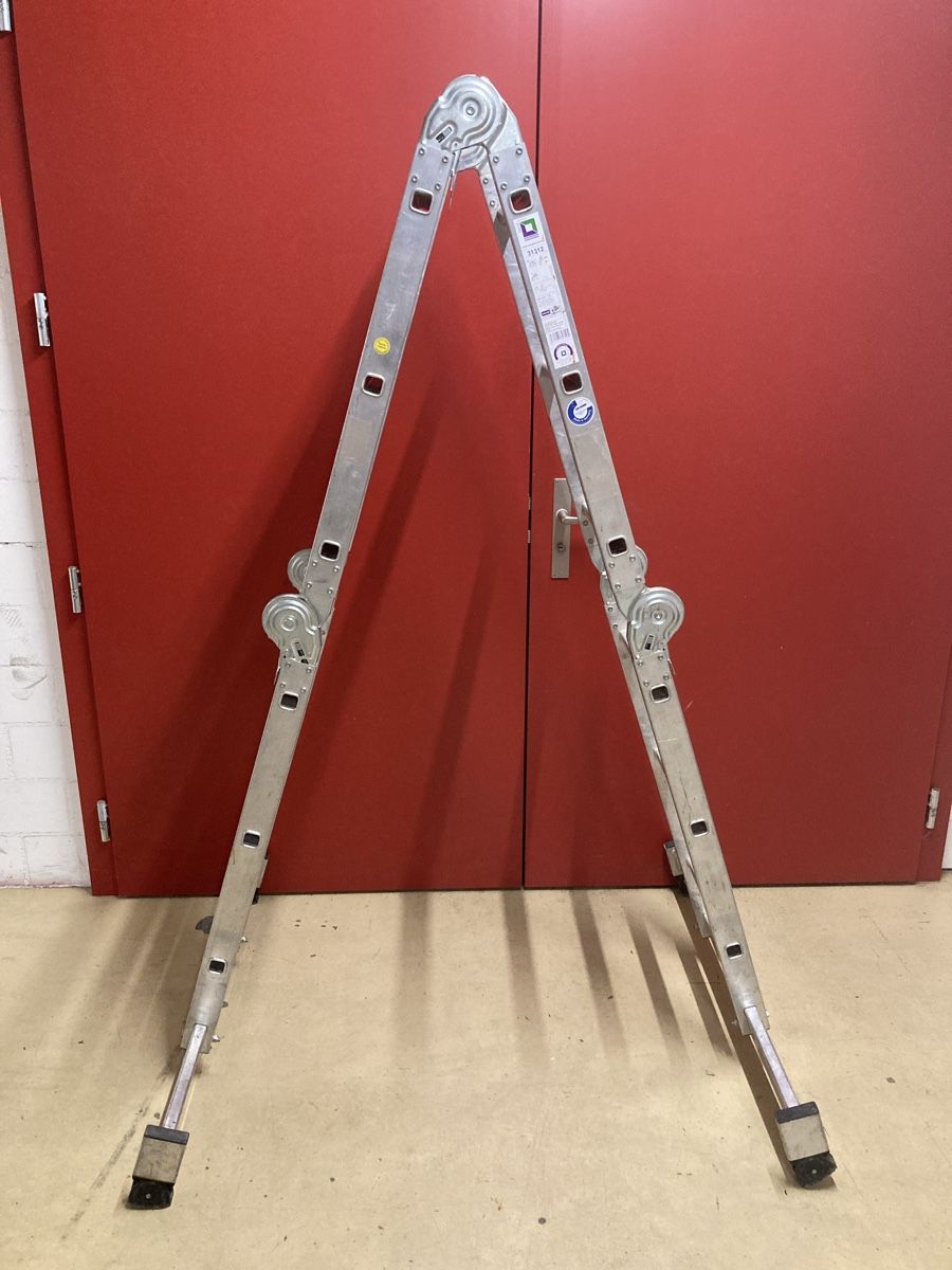 Scale: Vielzweckleiter vierfach GUNZBURGER – Usato da Hünenberg venduto da Abtech 6