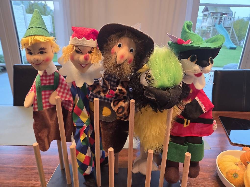 Giocattoli: Handpuppe Kasperlepuppe Puppentheater – Usato da Seuzach venduto da Muehlben 3