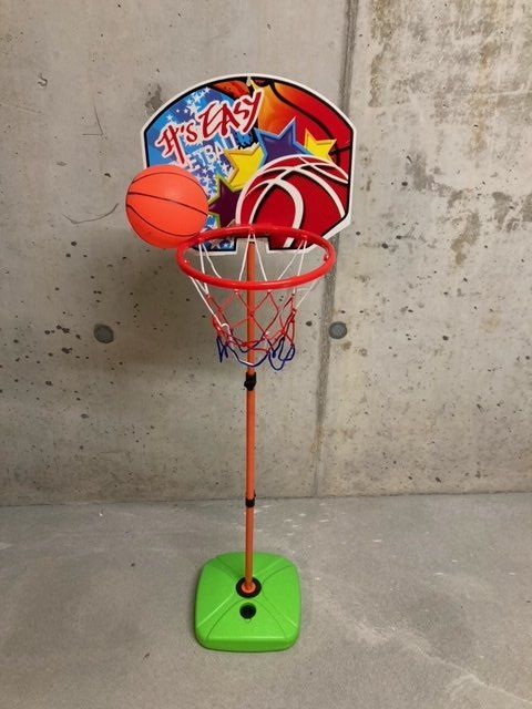 Basketballkörbe: Kinder Basketballkorb zum Abholen – Gebraucht aus Wohlen AG von Liridon22