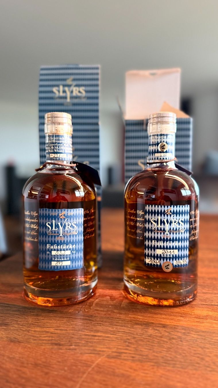 Bevande alcoliche: Slyrs "Cask Strength", 2008 und 2011 – Nuovo (secondo la descrizione) da Pfäffikon SZ venduto da Pa0073