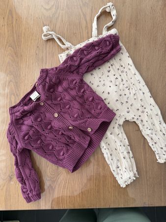 Alana Set Strickjacke und Hose Grösse68 wie neu