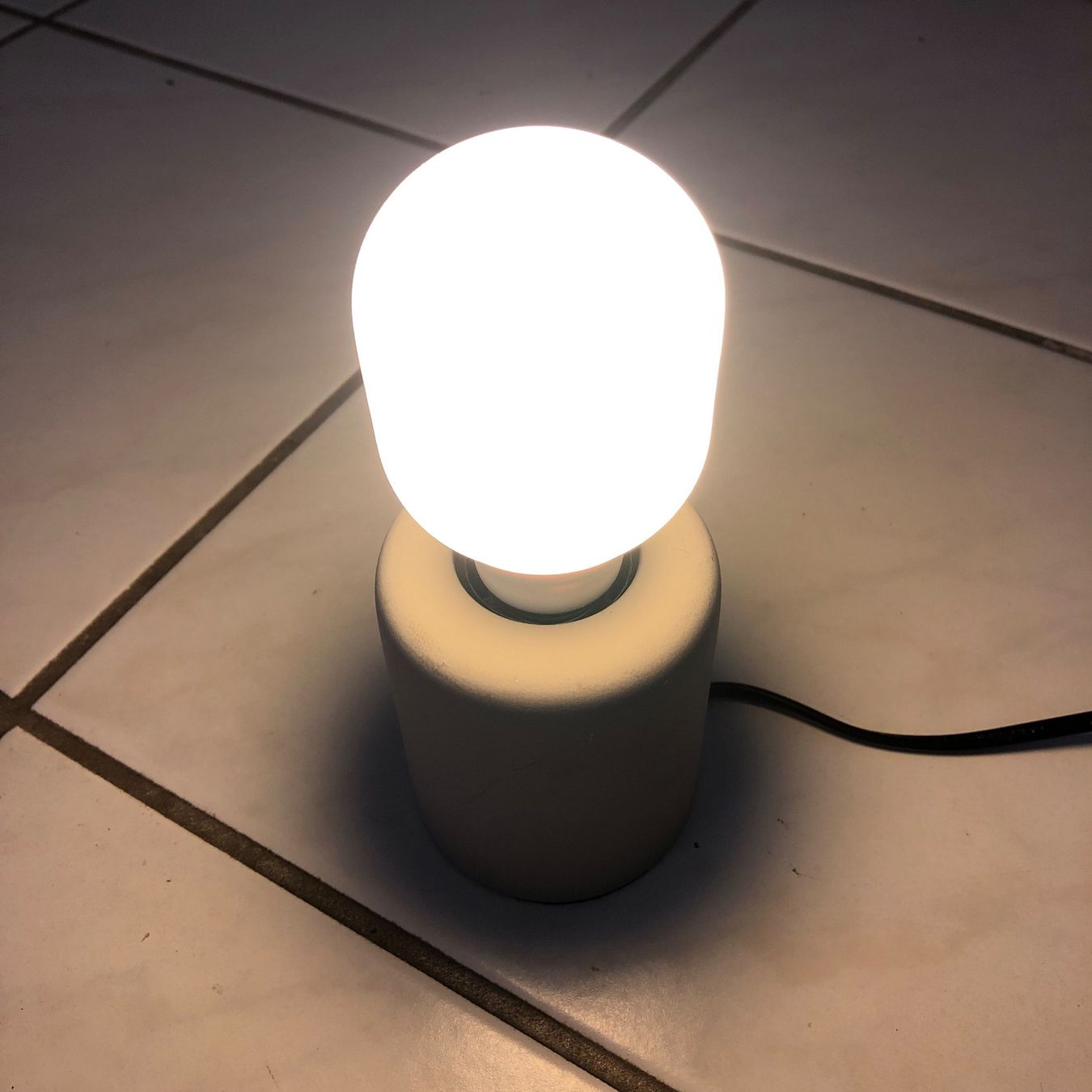 Lampen: Tischlampe | Leuchte | Getestet ✅ – Gebraucht aus Küblis von AlpinePro_GR