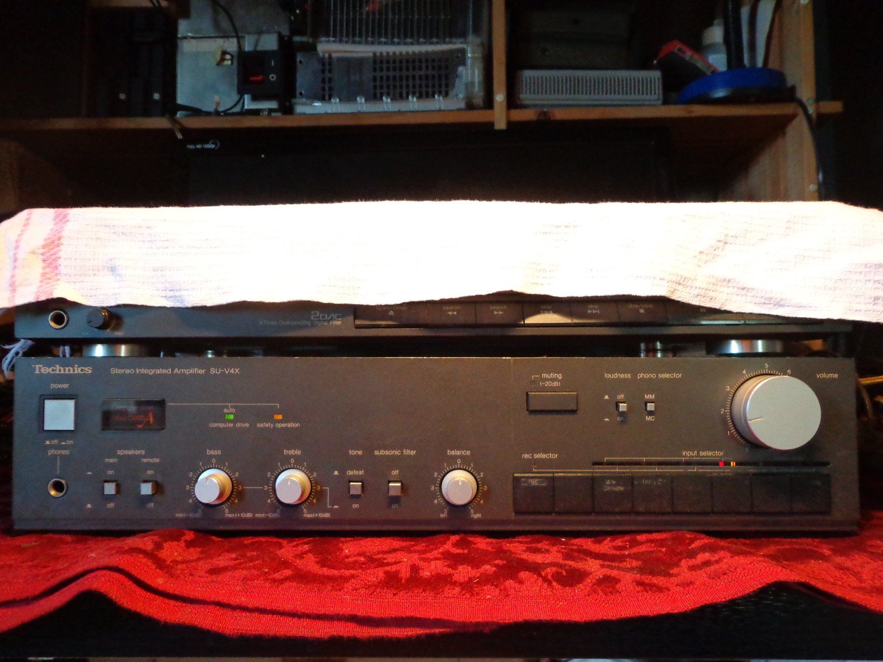 Technics Amplificatori: Technics SU-V4X Stereo Verstärker -  Vintage!... – Usato da Ligornetto venduto da Faffarel 1