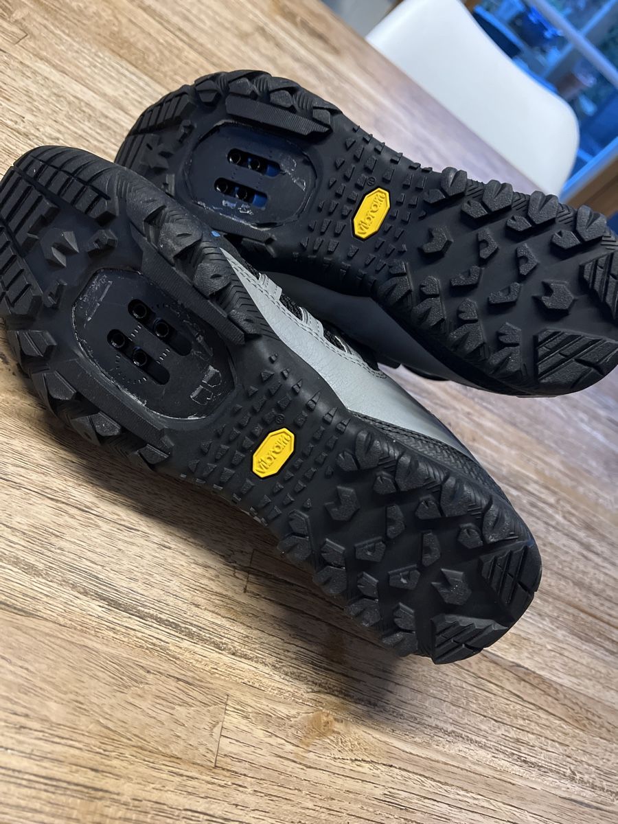 Specialized Damenschuhe: Specialized Mountainbike Schuh, 40 – Gebraucht aus Oberdorf NW von Voci 1