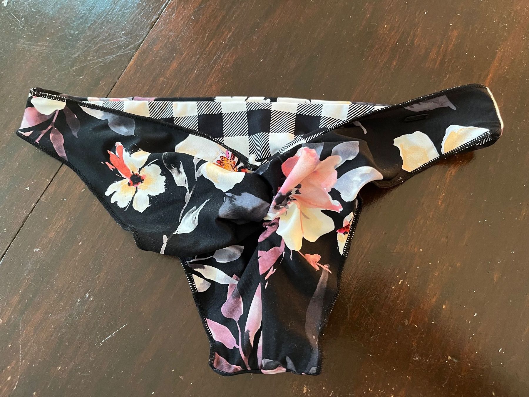 Rip Curl Costumi da bagno & Bikini: RipCurl Bikini Hose zum Wenden, neu – Usato da Zürich venduto da wol_s9qg 1