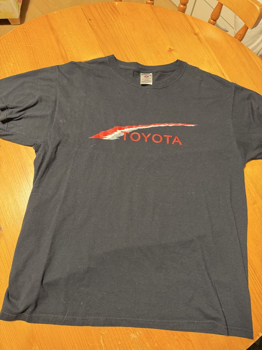 T-shirt: Toyota tshirt vintage  – Nuovo (secondo la descrizione) da Zürich venduto da papaplatte