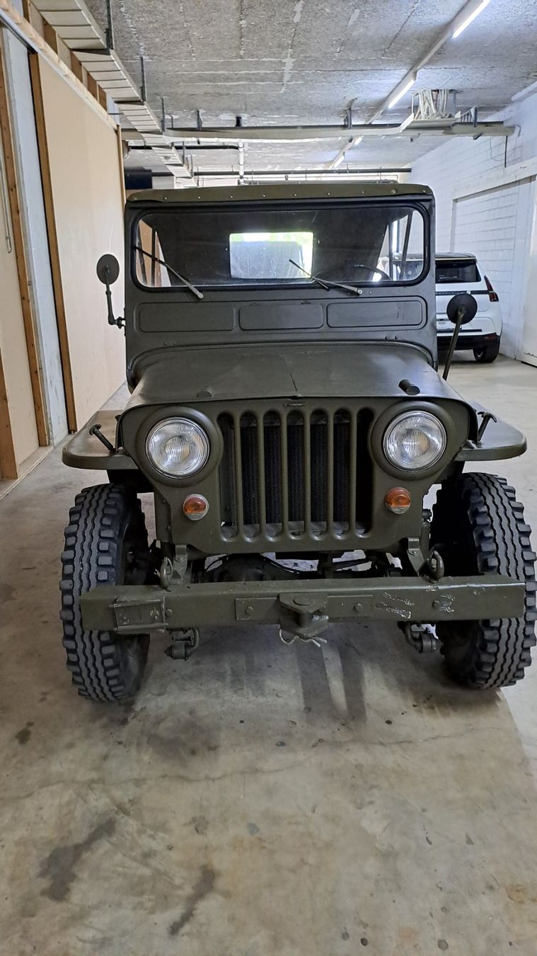 Jeep Automobili: Willys Universal Jeep CJ - 3A – Usato da Altnau venduto da Nhj 2