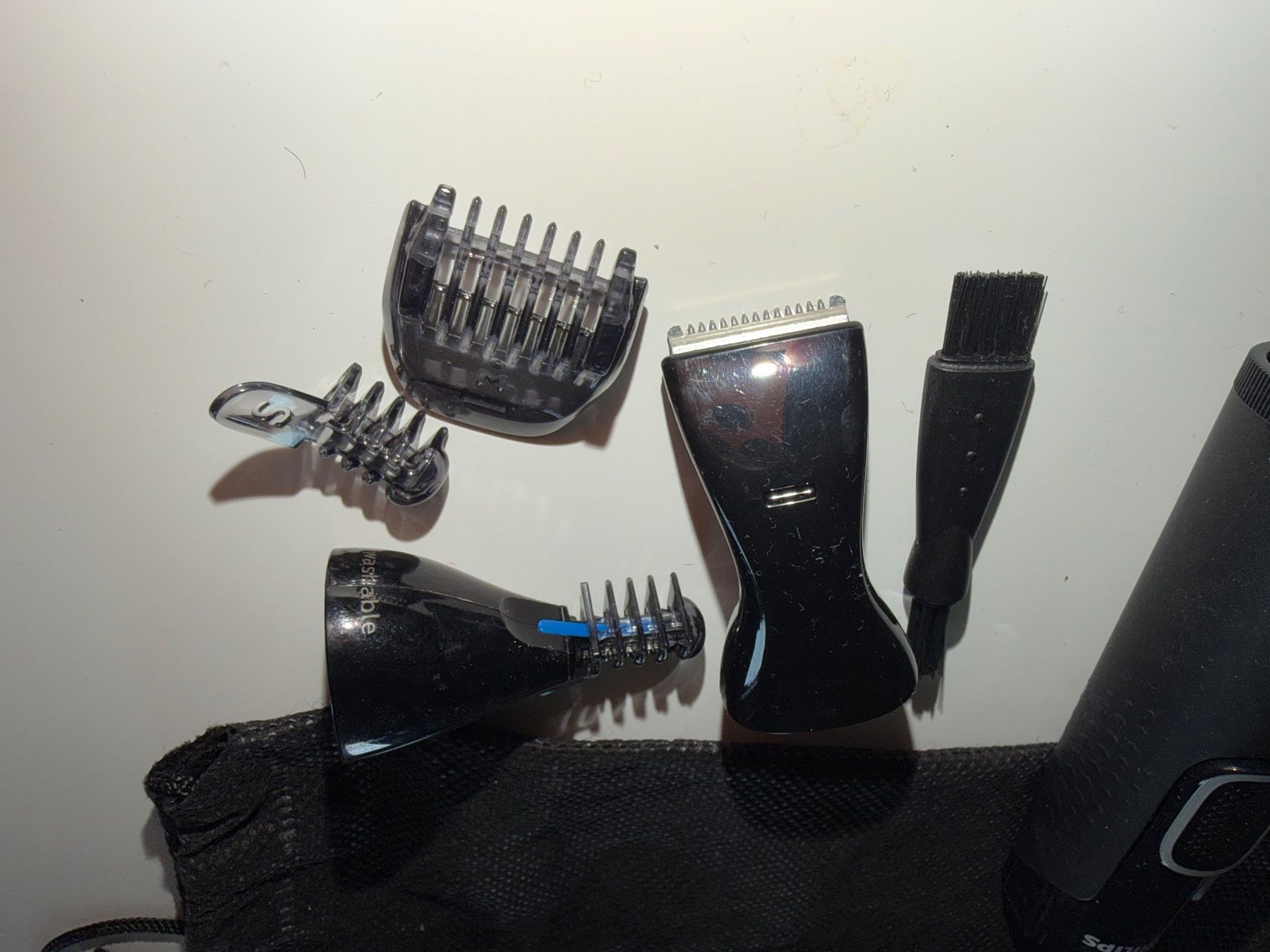 Philips Rasoi & Lamette da barba: Philips Rasierer 5000 Serie – Usato da Aarau venduto da KorgPA 1