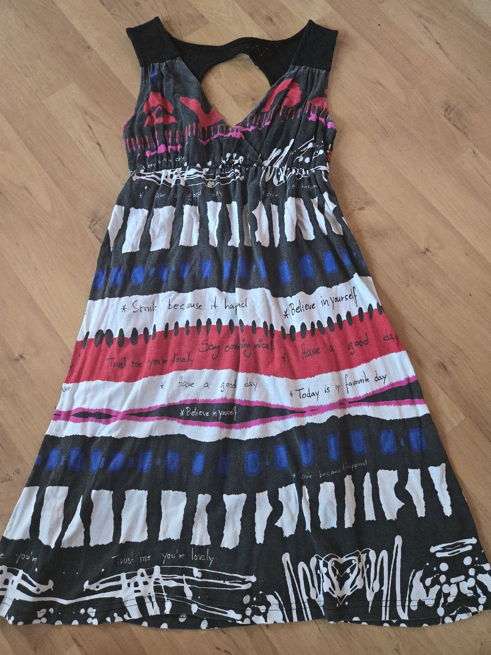 Desigual Kleiderpakete: Kleiderpaket Desigual Gr. M – Gebraucht aus Zwingen von crazy84 1