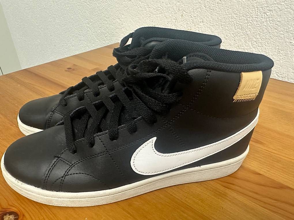 Scarpe da uomo: Männer Nike Schuhe – Usato da Wil SG venduto da mar_w7v7 4