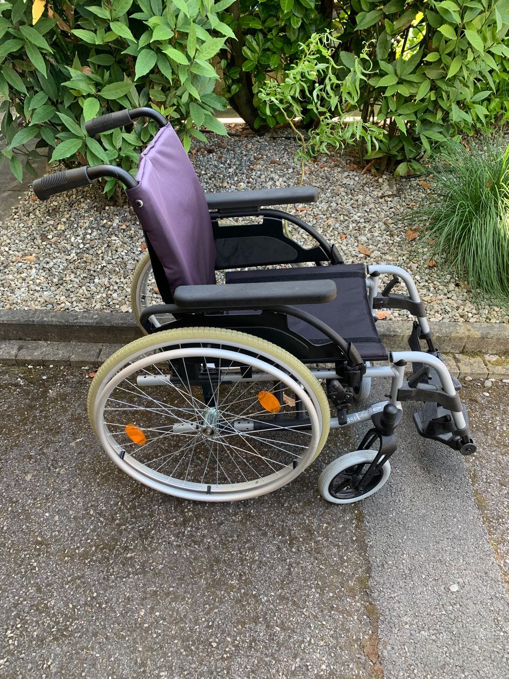 Sedie a rotelle: Fauteuil roulant Breezy, bon état, pliable – Usato da Vessy venduto da Panpan2 1