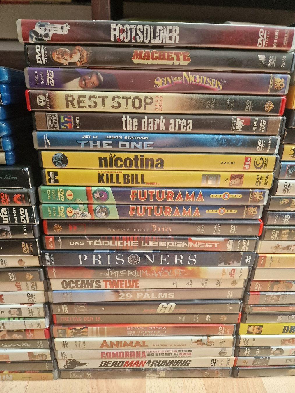 Tutti i DVDs: 40+ DVDs & Blu-rays Sammlung Action Horror Paket Bundle – Usato da Fahrwangen venduto da luk_bhw7 2
