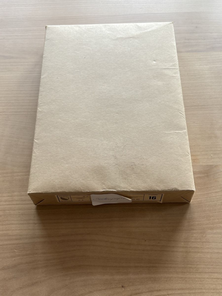 Carta: Seidenpapier 1000 Blatt A4 / 1850 Gramm – Nuovo e nell'imballaggio originale da Sulzbach venduto da Kaeslin0 1
