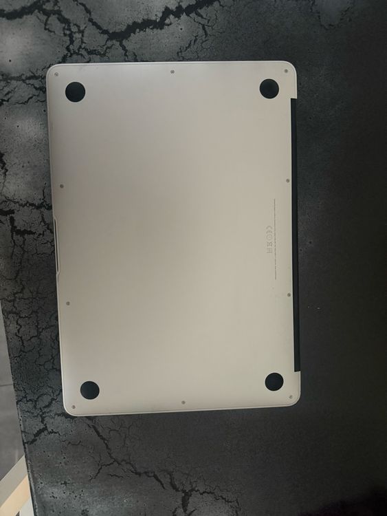 Apple Notebook: MacBook Air 13-inch (early 2015) – Usato da Embrach venduto da MercedesINK 3