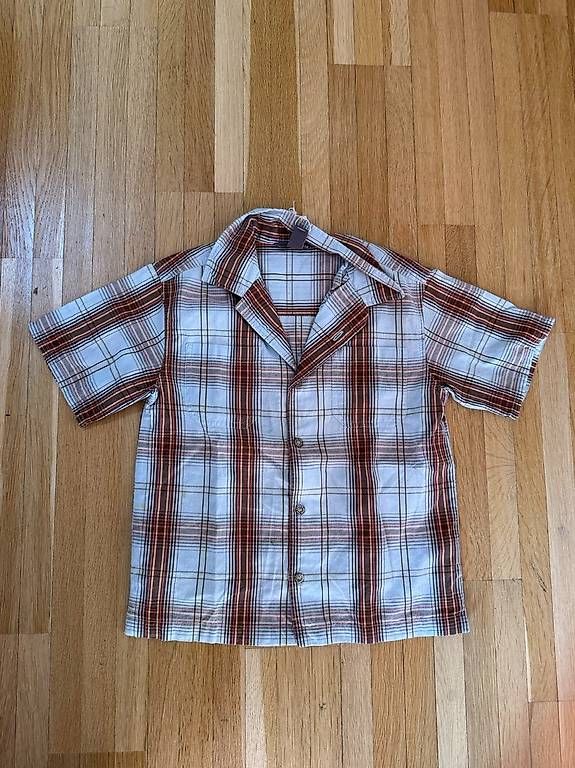 H&M Camicie, T-shirt & Polo: Hemd Winnie the Pooh H&M Gr. 122 – Usato da Zürich venduto da vasile23