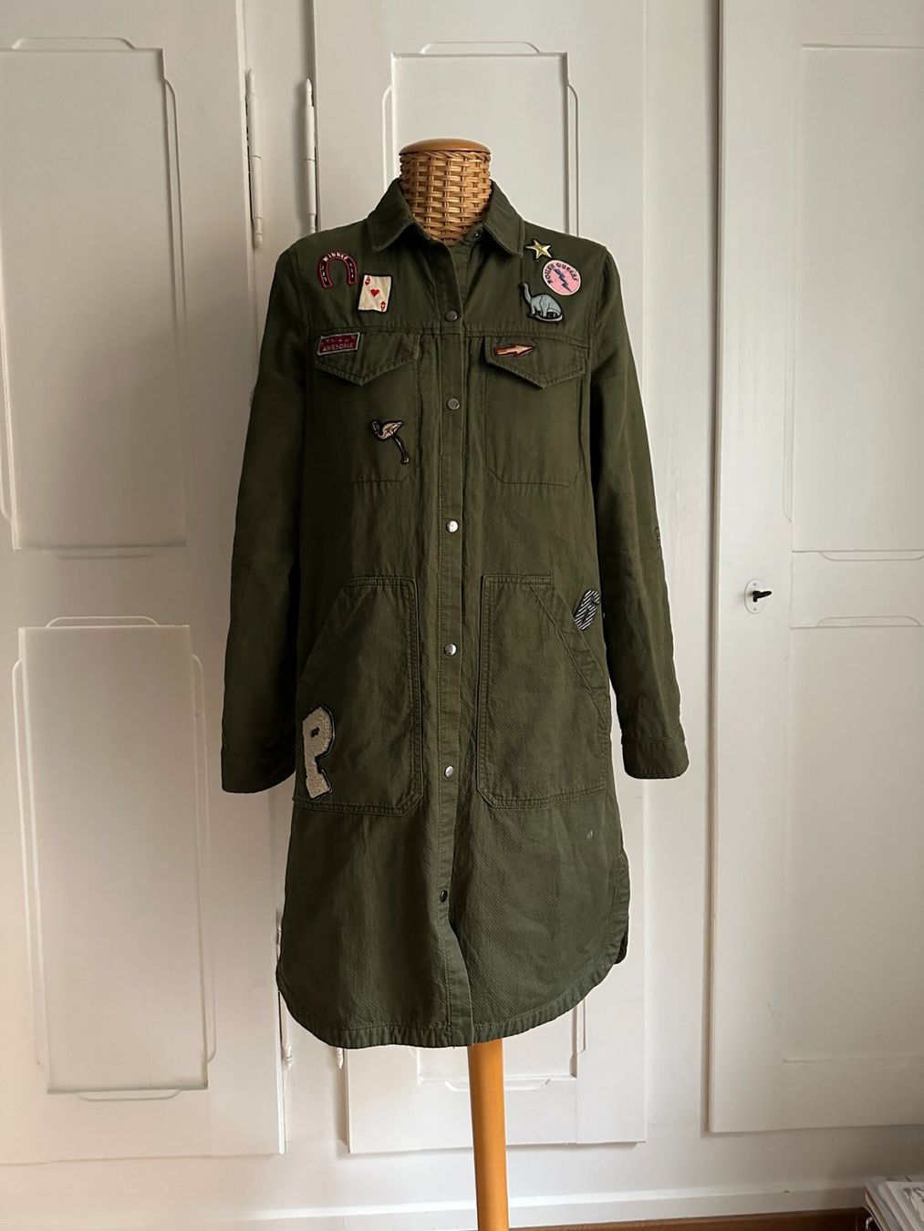Zara Giacche: ZARA - Jacke olivgrün XS – Usato da Zürich venduto da Diazaio