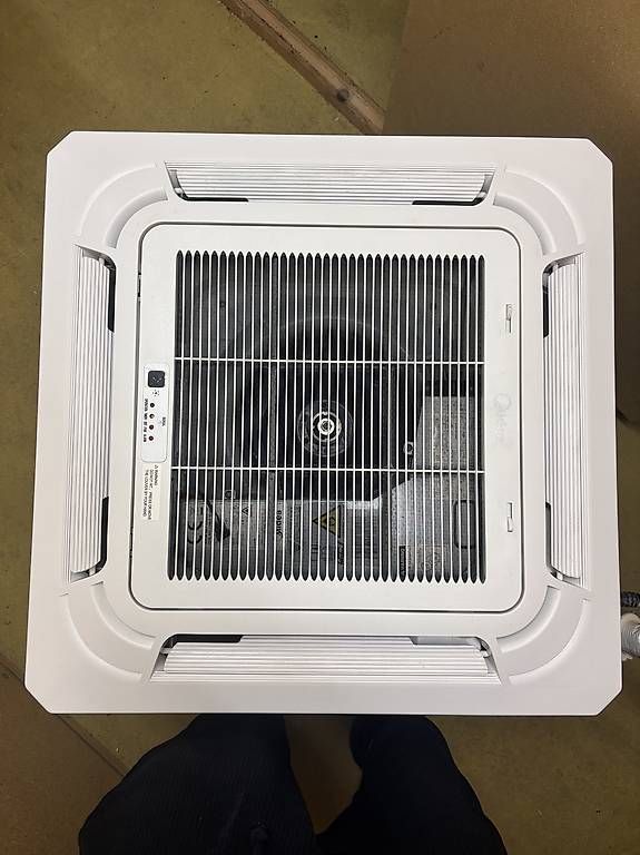 Klimageräte: Midea Multi-Split 5,27 kW | 2 Deckenkassetten – Gebraucht aus Basel von zaf_lvv6 3