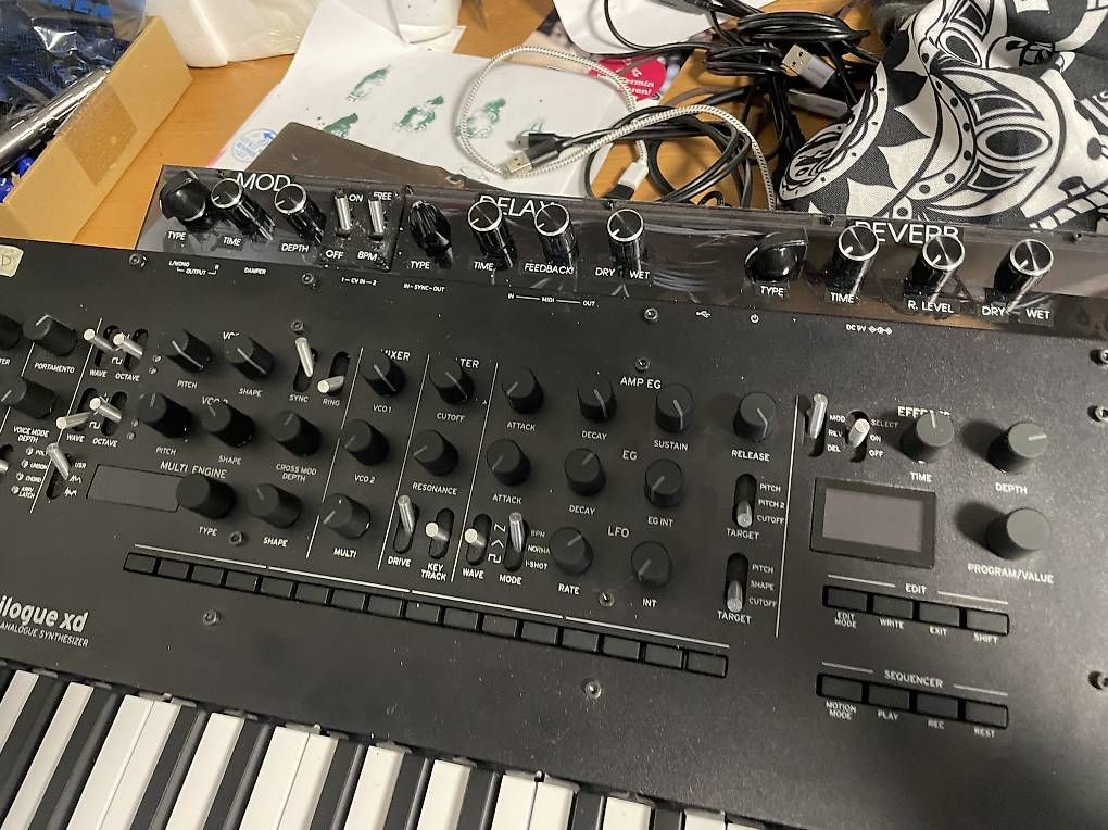 Musikinstrumente: Korg Minilogue XD + Custom Effect Controller – Gebraucht aus Zürich von Ja-Comet 2