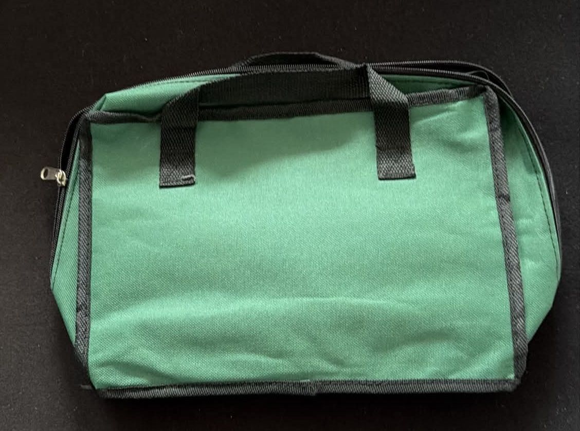Taschen: Grüne Aufbewahrungstasche – Gebraucht aus Wagenhausen von Svema 1